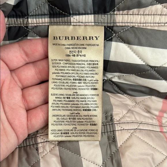 Burberry Black Quilted Coat with Check Lining - Picture 3 of 4